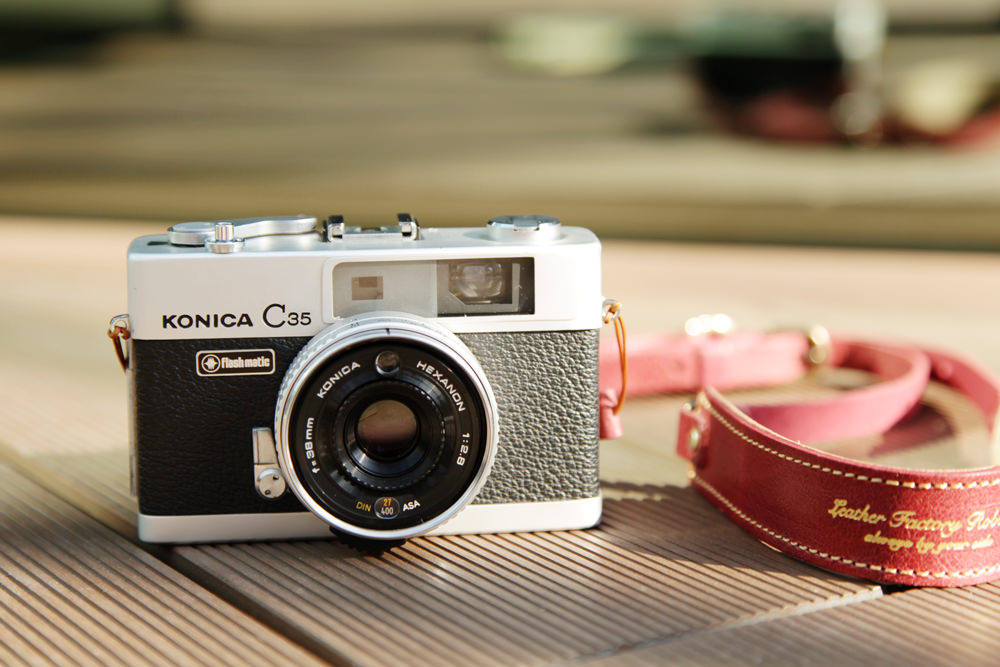 カメラ フィルムカメラ おすすめフィルムカメラ ＼ Konica C35 ／ | on and on blog